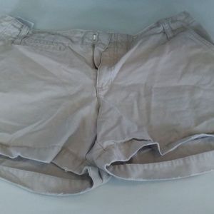 Old Navy Women’s Shorts: Khaki Size 12